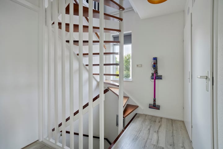 Foto 24 van Hazelaarweg 1