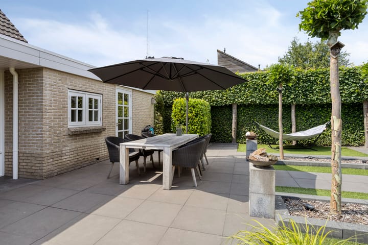 Foto 40 van Hazelaarweg 1