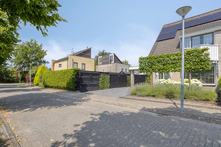 Foto 46 van Hazelaarweg 1