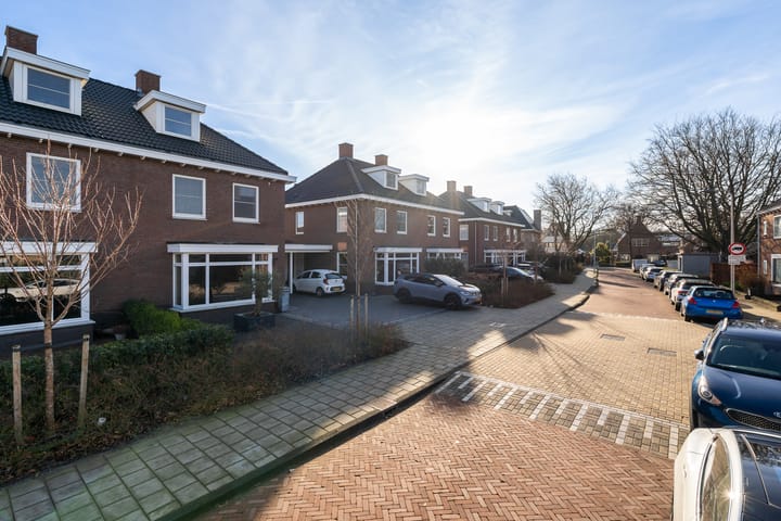 Foto 2 van Hendrik van Naaldwijkstraat 2-E