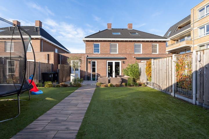 Foto 32 van Hendrik van Naaldwijkstraat 2-E