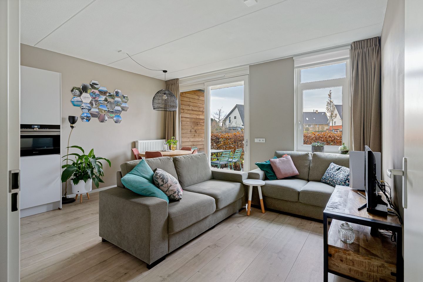 Foto 4 van Teakhout 6