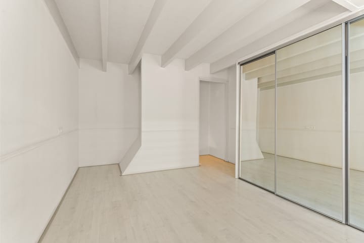 Foto 19 van Kerkplein 30