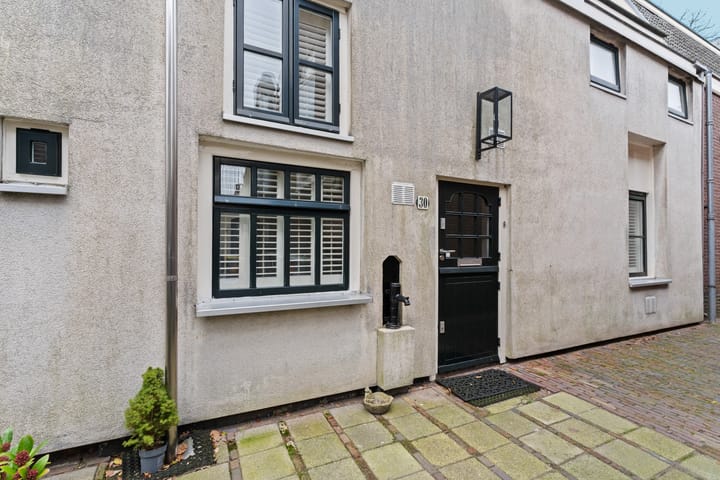 Foto 25 van Kerkplein 30