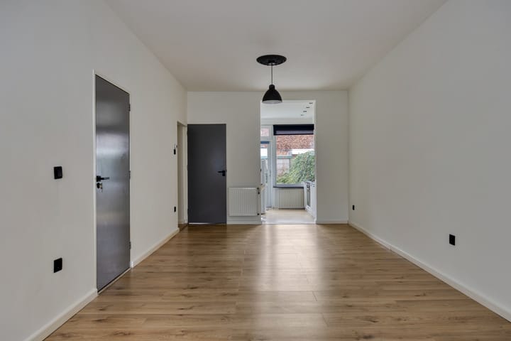 Foto 5 van Oranjeboomstraat 138