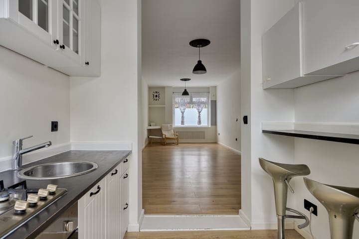 Foto 8 van Oranjeboomstraat 138