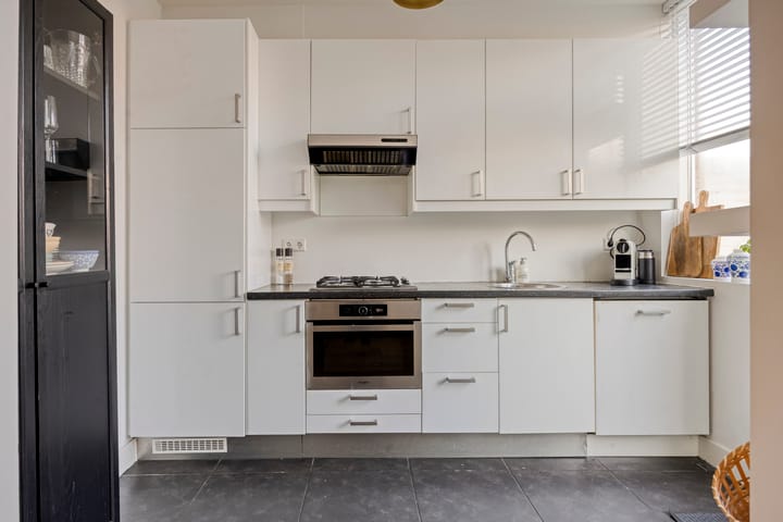 Photo 12 of Muiderslotstraat 101