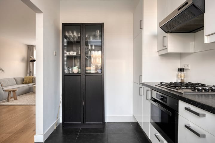 Photo 14 of Muiderslotstraat 101