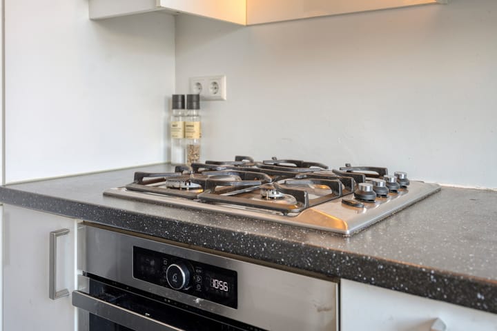 Photo 16 of Muiderslotstraat 101