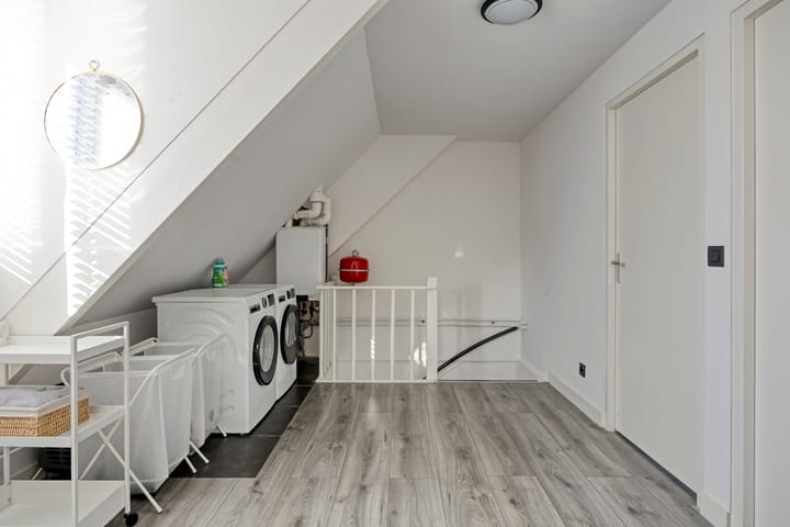 Photo 26 of Muiderslotstraat 101