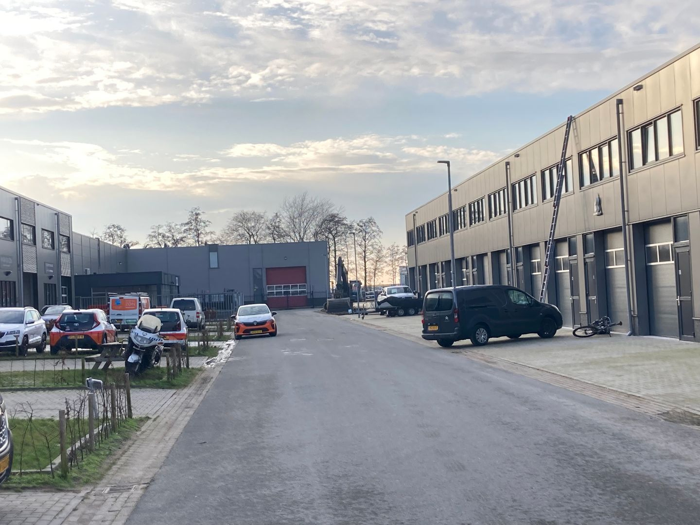 Bekijk foto 4 van Einsteinweg 32