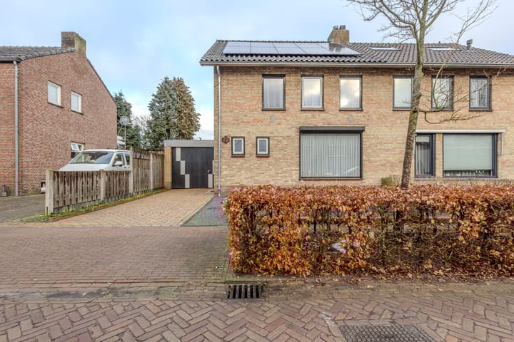 Photo 41 of Pochelarij 22