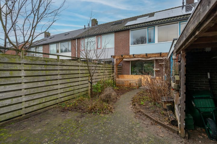 Foto 15 van Petuniastraat 58