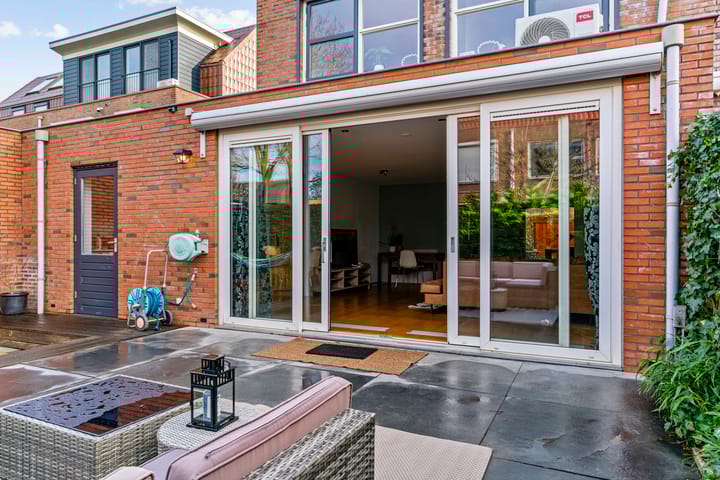 Photo 35 of Pijlstaartvlinder 22