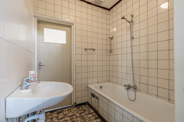 Foto 15 van Hoofdweg 276