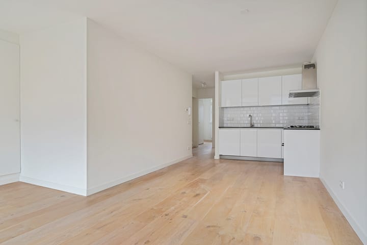 Foto 4 van Brederodestraat 48-3