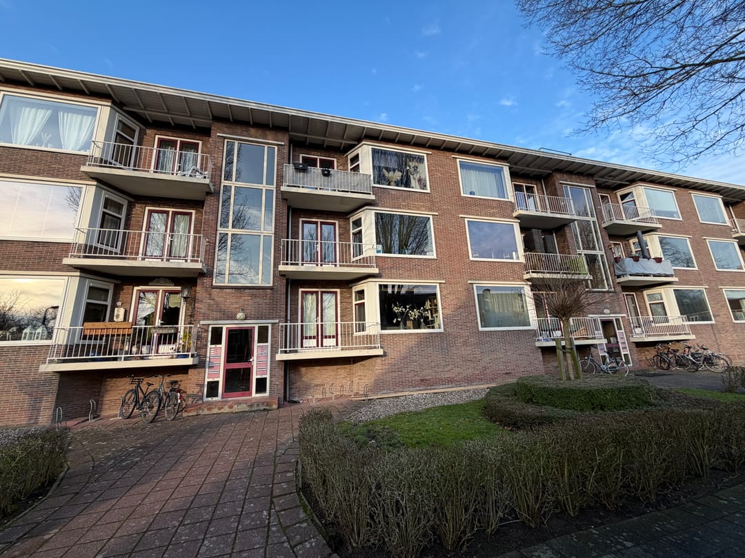 Photo 2 of Honingboomstraat 3-B