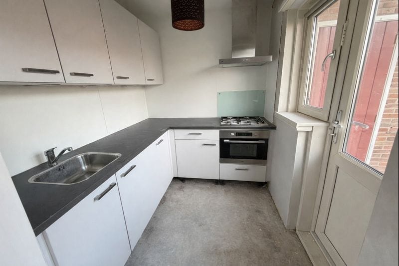 Photo 5 of Honingboomstraat 3-B