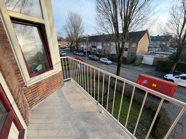 Foto 11 van Honingboomstraat 3-B