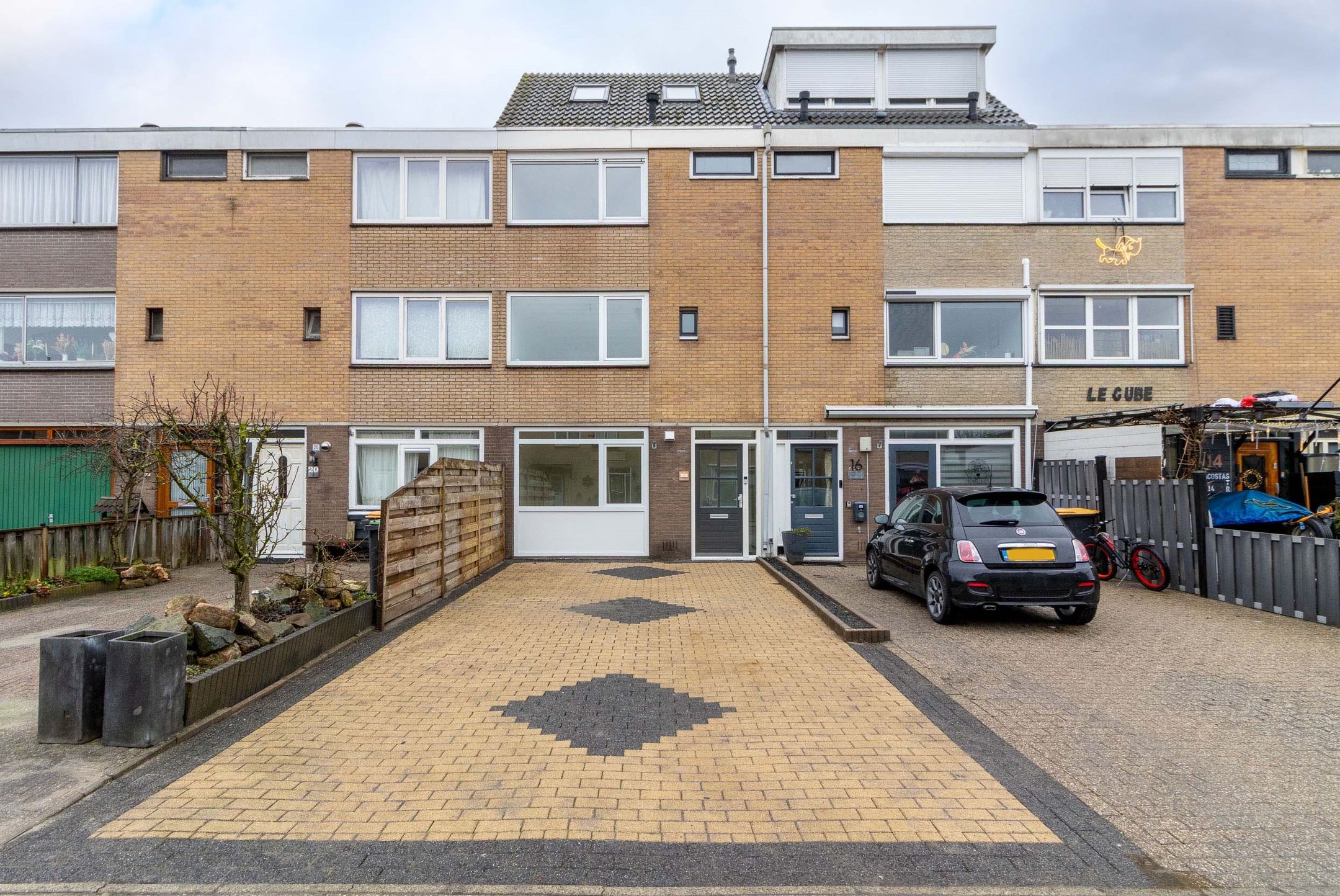 Buying a house in The Netherlands., Da Costastraat 18-A