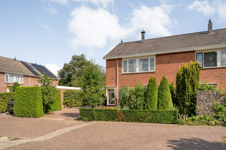 Foto 43 van Waalstraat 28