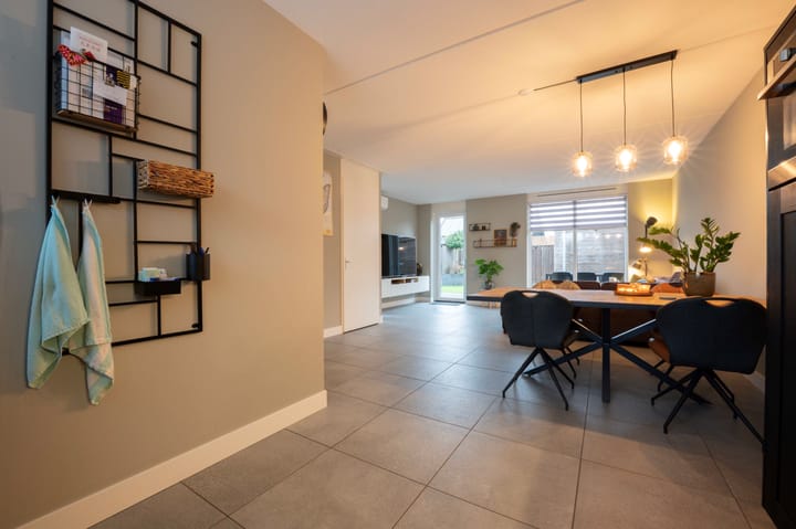 Foto 18 van A M de Jongstraat 52