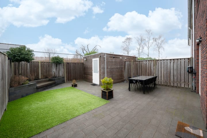 Foto 21 van A M de Jongstraat 52