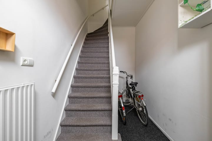 Photo 7 of Koninginnelaan 53-C