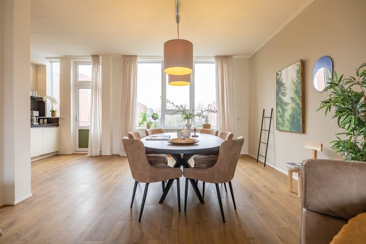 Photo 18 of Koninginnelaan 53-C