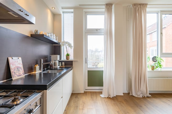 Photo 23 of Koninginnelaan 53-C