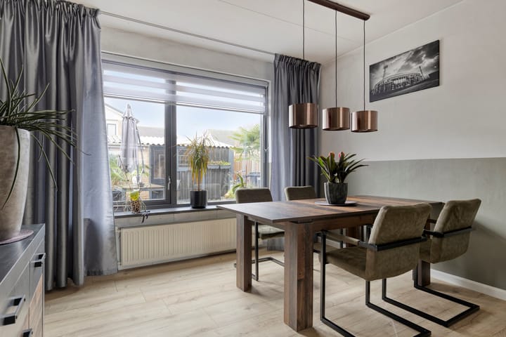 Foto 9 van Irislaan 28