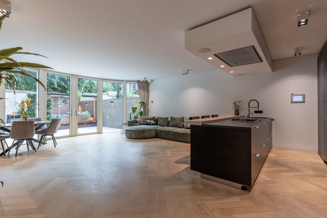 Photo 2 of Pieter de Hoochstraat 5-F