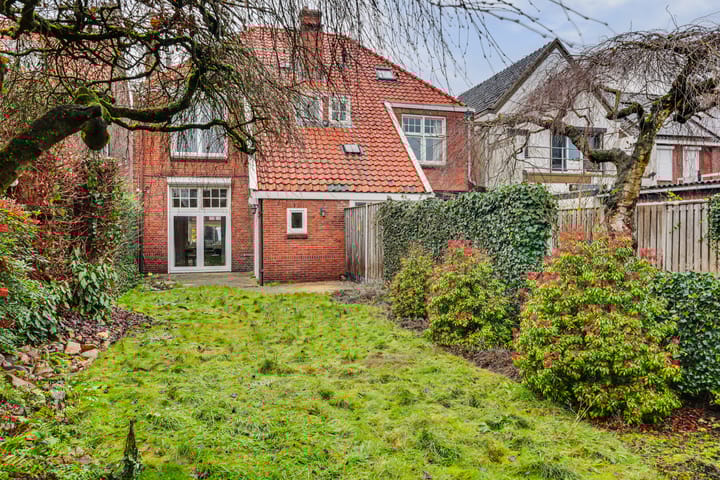 Photo 8 of Haaksbergerstraat 197