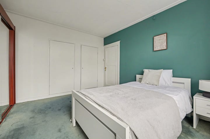 Photo 24 of Haaksbergerstraat 197