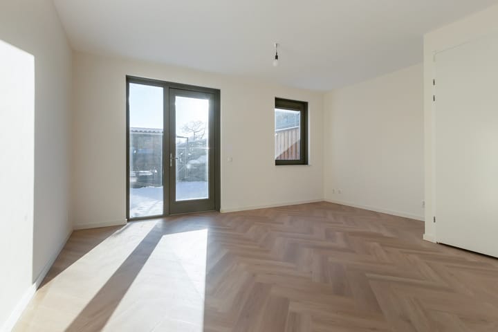 Foto 2 van Van Kinsbergenstraat 6