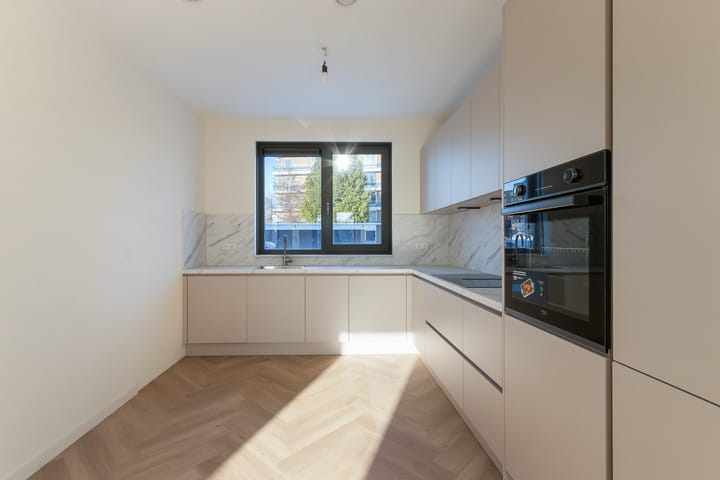 Foto 13 van Van Kinsbergenstraat 6