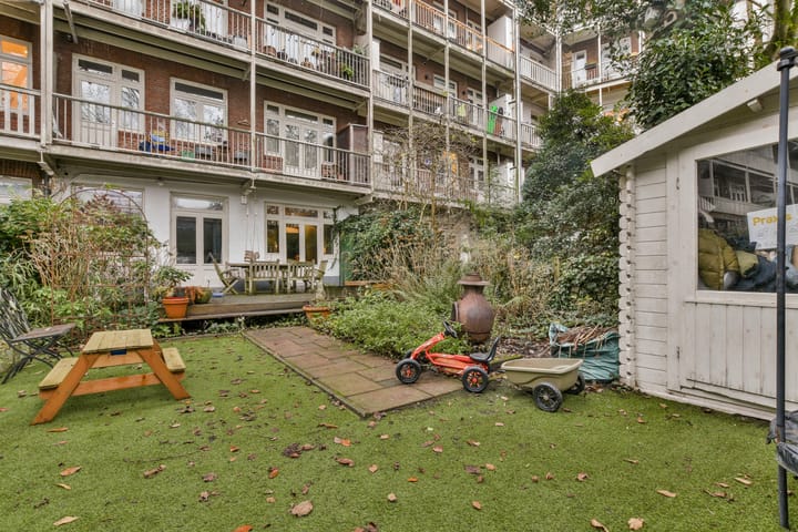 Foto 24 van Lutmastraat 5-H