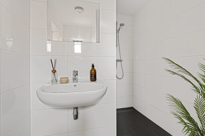 Foto 13 van Leenhofstraat 21