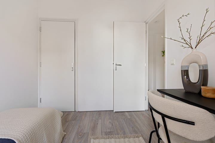 Foto 12 van Leenhofstraat 21