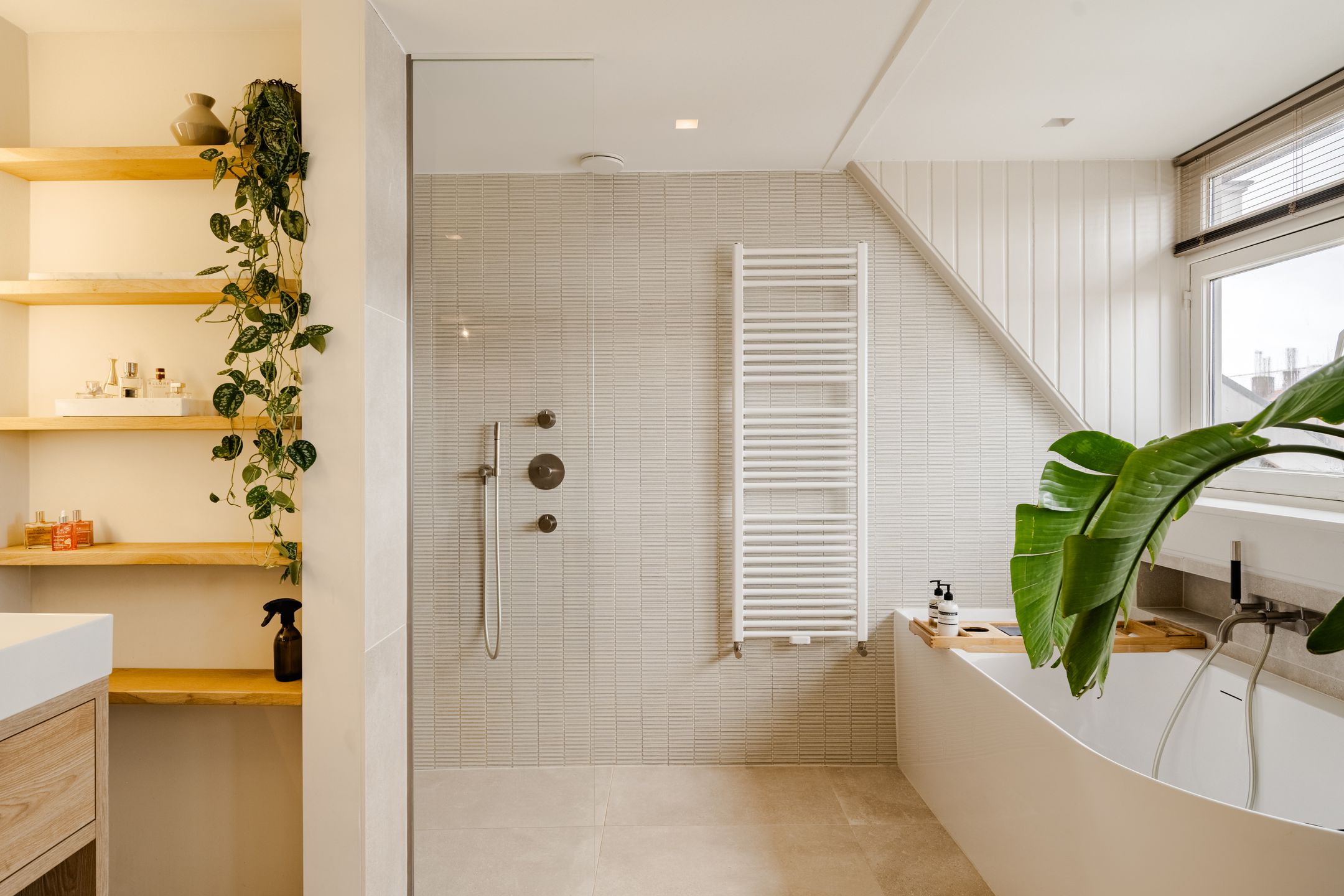 Foto 57 van Koninginneweg 63-ZW