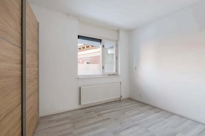 Photo 17 of Minnemastraat 18