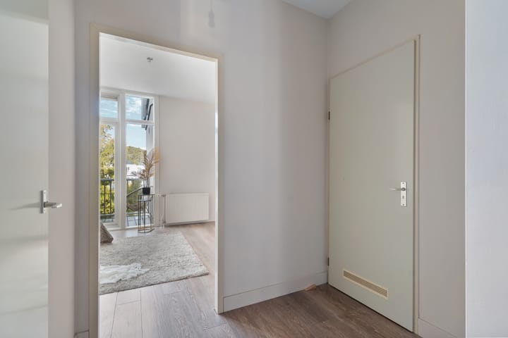 Foto 5 van Middenweg 17-2