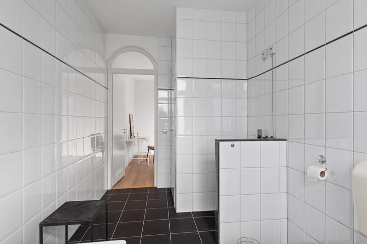 Foto 29 van Middenweg 17-2