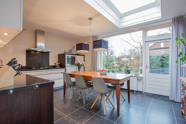 Foto 5 van Irenestraat 4