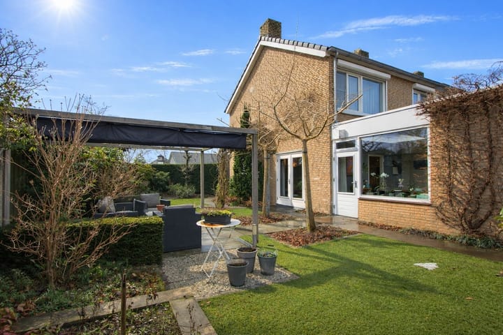 Foto 32 van Irenestraat 4