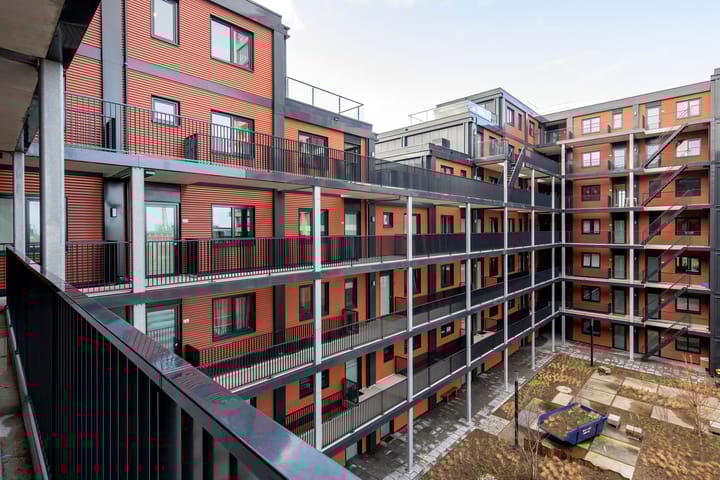 Foto 25 van Hellingstraat 64