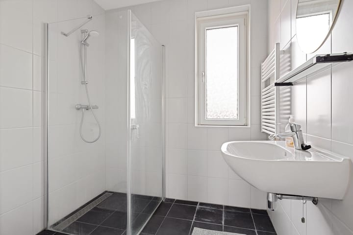 Foto 24 van Laura Bassihof 94