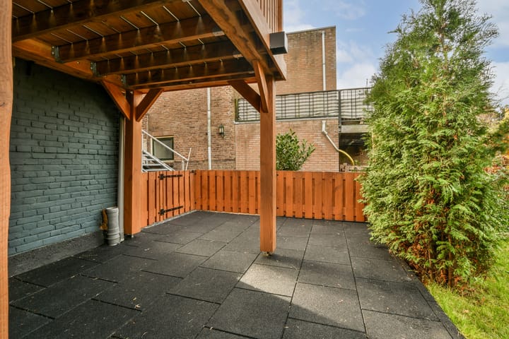 Foto 17 van Oosteinderweg 407