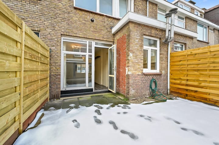 Foto 10 van Boele van Hensbroekstraat 26