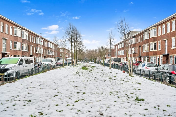 Foto 39 van Boele van Hensbroekstraat 26